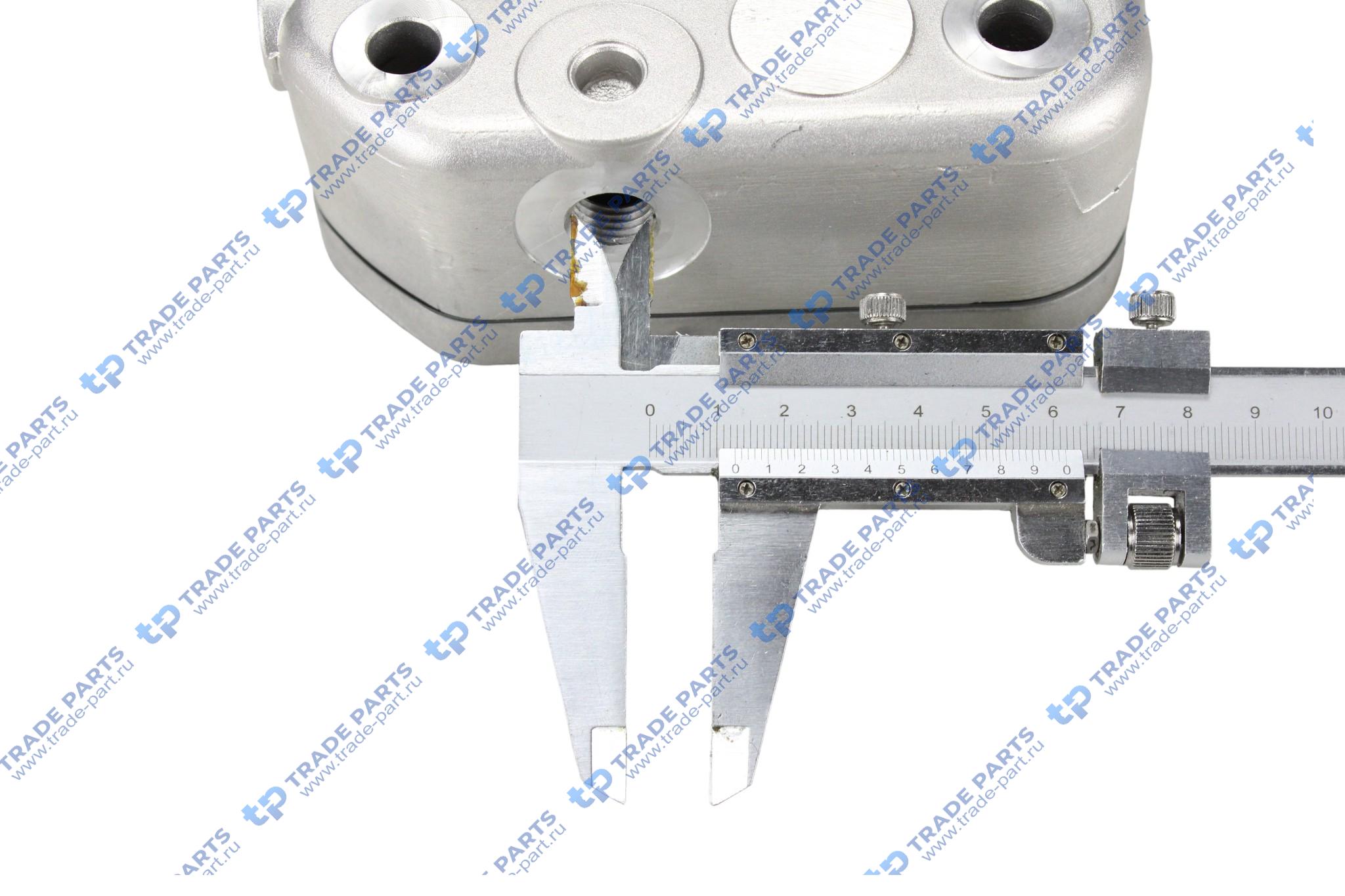 Реальная фотография головка компрессора mb actros (в сборе с клапанной плитой и прокладками)