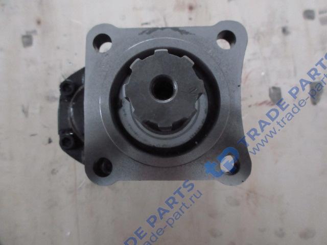 Реальная фотография насос подъёма кузова (hyva) (вал 8 шлицов,диаметр входного и выходного отверстий 30 мм),