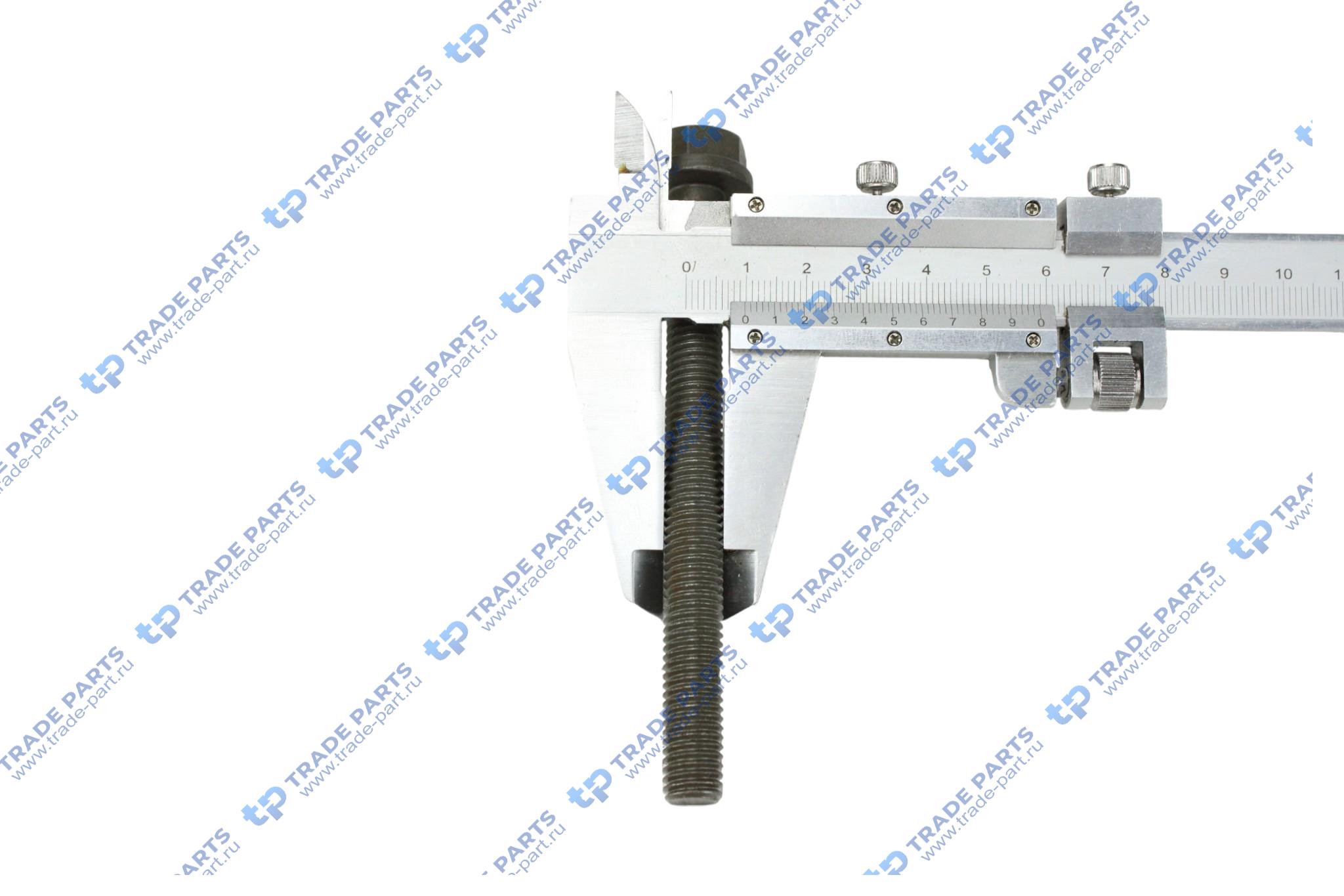 Реальная фотография болт m10x1.5x106 коллектора выпускного камаз-5490 mercedes (дв.om401-449)
