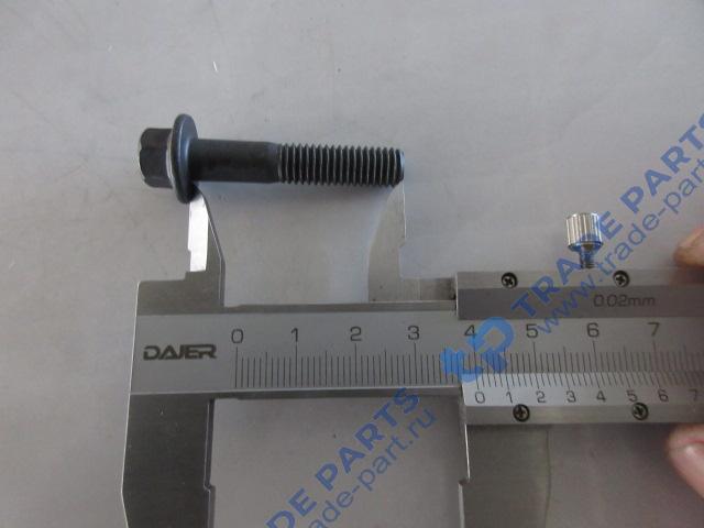 Реальная фотография болт крепления опоры вентилятора m8*1.25*40 качество о