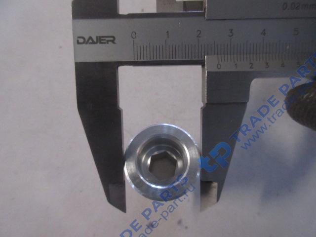 Реальная фотография штуцер ng12 m16x1 , 5 sv246 топливной трубки sitrak mc11/mc13