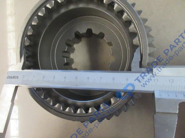 Реальная фотография шестерня делителя кпп fuller howo 12jsdx240ta-1707030