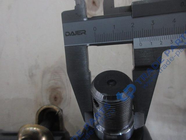 Реальная фотография тяга рулевая продольная