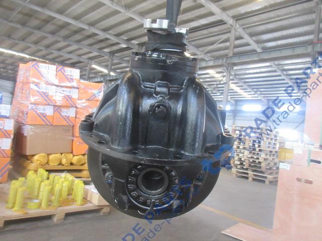 Реальная фотография редуктор переднего моста 36/7 26шлиц. под полуось xcmg zl50fv