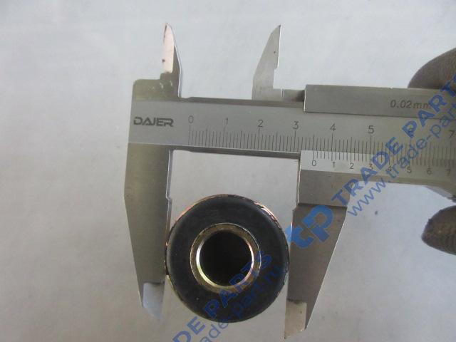 Реальная фотография сайлентблок замка кабины малый