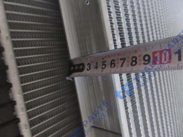 Реальная фотография радиатор sitrak c7h max охлаждения двигателя (с интеркулером)