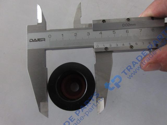 Реальная фотография колпачок маслосьемный