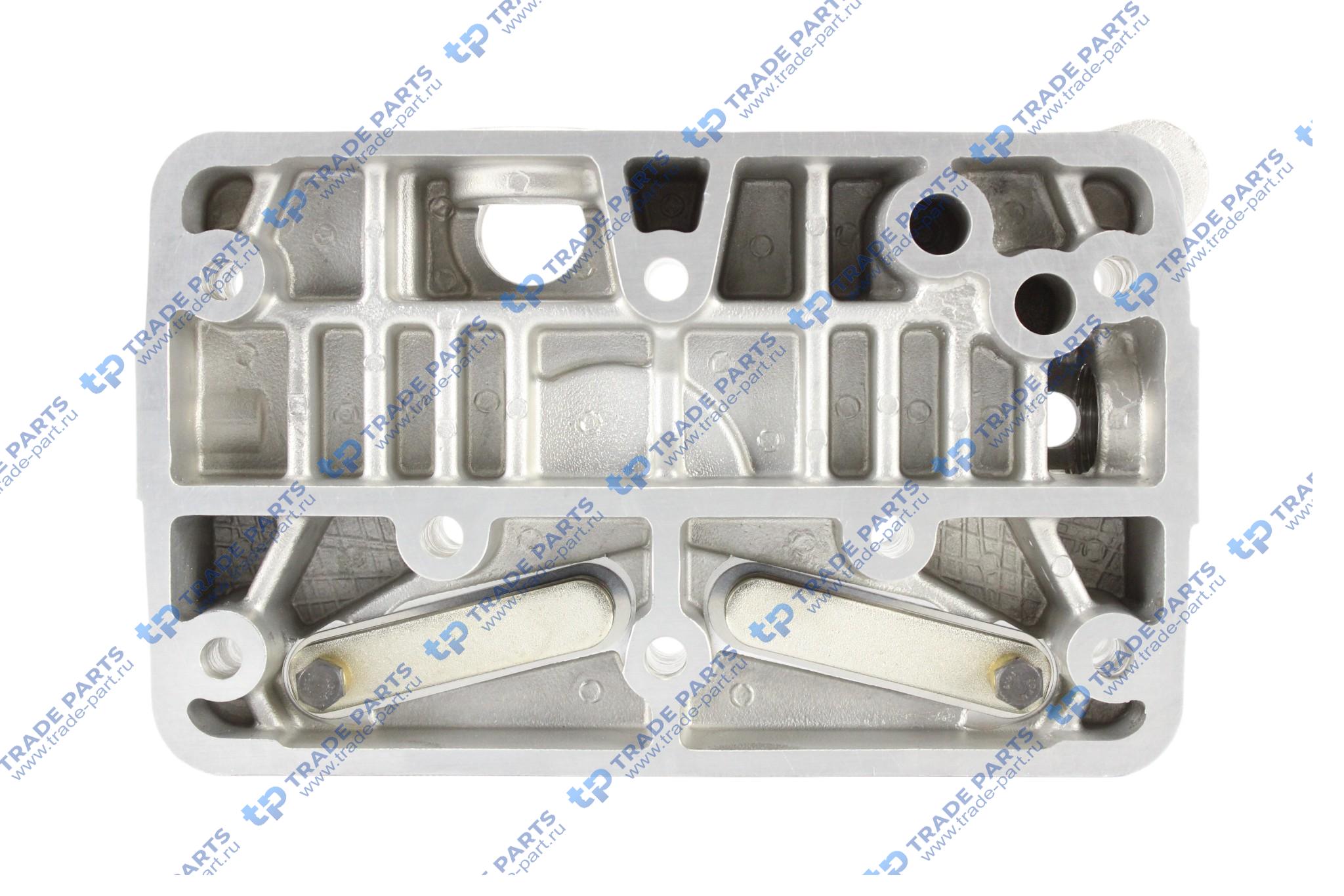 Реальная фотография головка блока компрессора knorr bremse lp4957 scania 4-series 2х цил.