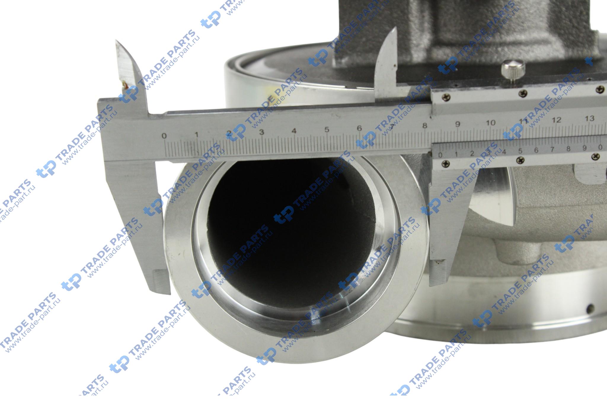 Реальная фотография турбокомпрессор mb axor (om457la, 350-428 hp)