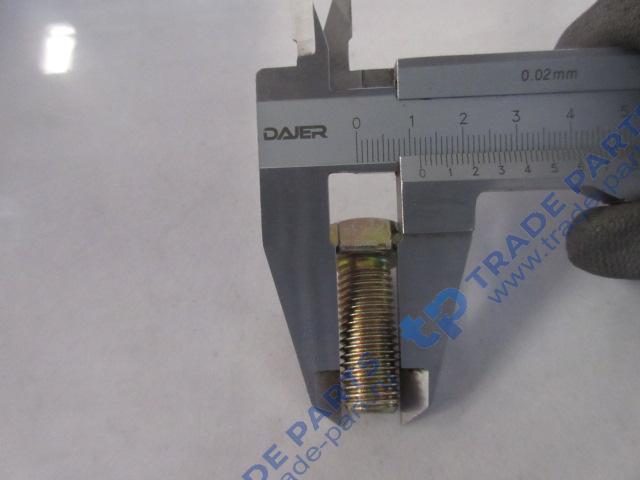 Реальная фотография болт м12х30 с шестигранной головкой sitrak