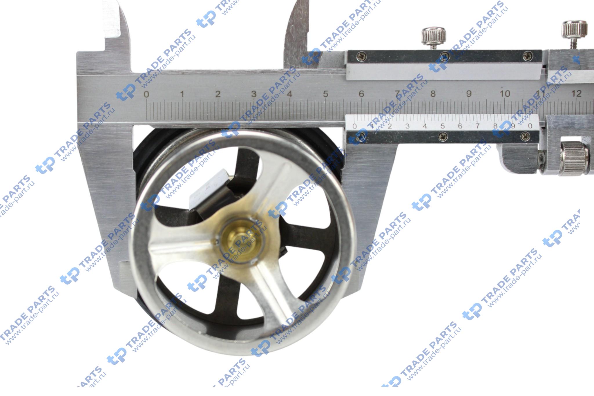 Реальная фотография термостат volvo