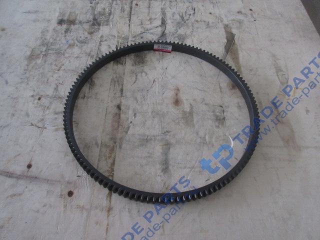 Реальная фотография венец маховика 125 зубьев d06b-103-01