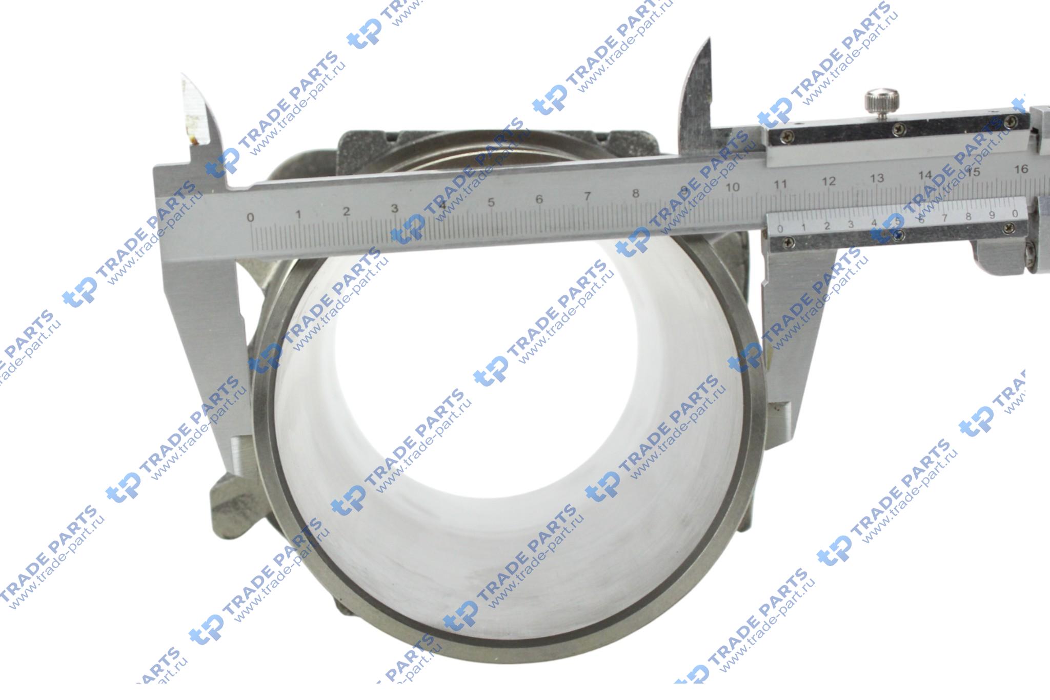 Реальная фотография поршнекомплект с гильзой deutz