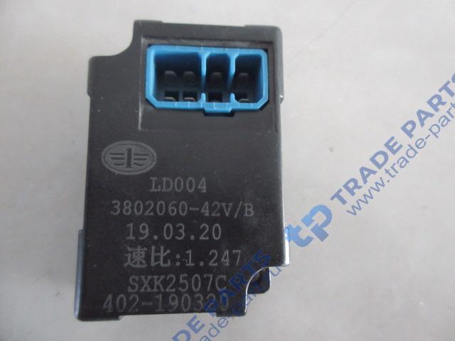 Реальная фотография контроллер датчика скорости faw j6 3250 e5 качество о