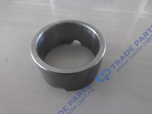Реальная фотография втулка упорная вала первой передачи 3030900138