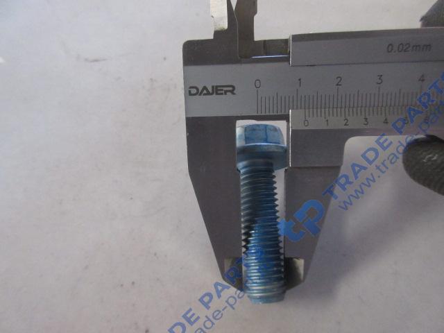 Реальная фотография болт m12x40*10.9 шестигранный фланцевый sitrak mc11/mc13 качество о