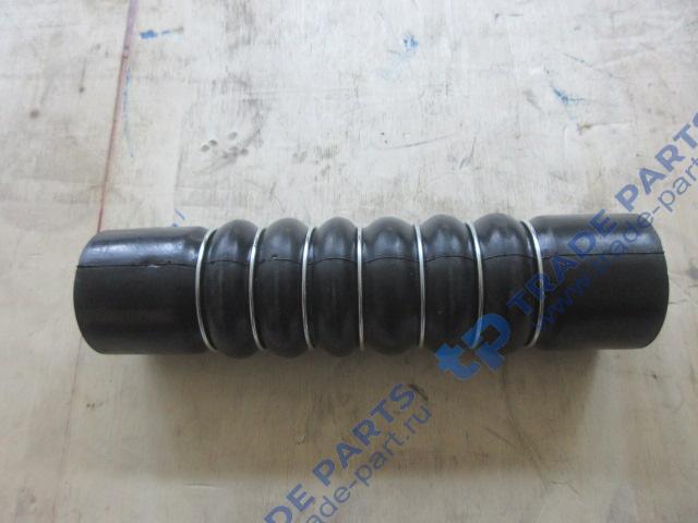 Патрубок радиатора нижний