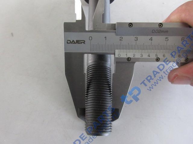 Реальная фотография болт шкива коленвала с6121