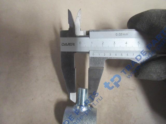 Реальная фотография тройник трубки суппорта sdlg