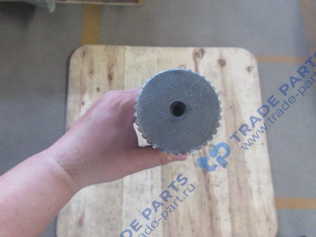 Реальная фотография полуось моста левая со шлицами блокировки faw j6 3250,3310,3250