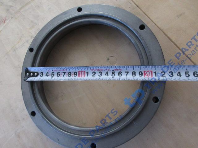 Реальная фотография седло сальника бортового редуктора sdlg lg956fh