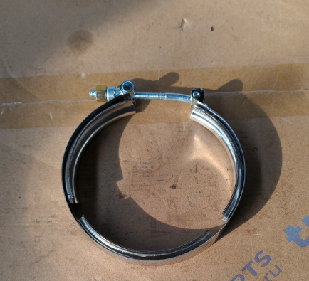 Реальная фотография хомут турбины d=115-125
